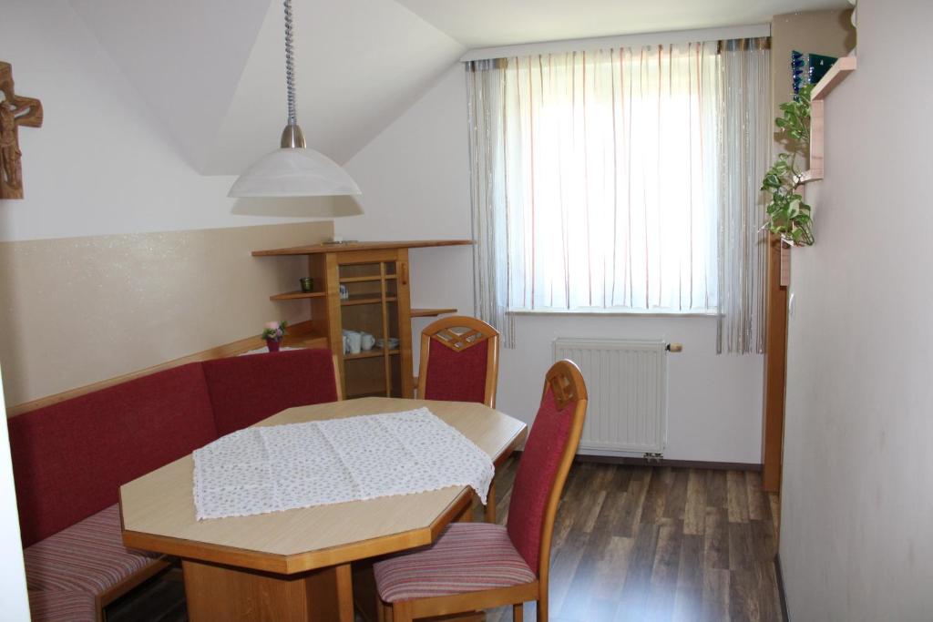 Posezení v ubytování Ferienwohnung und Gästezimmer Gaspar
