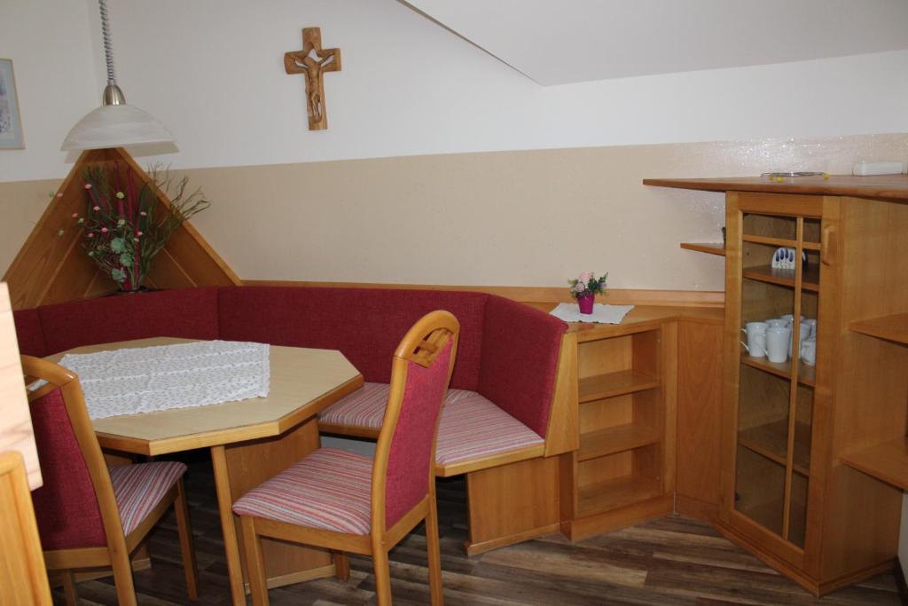 Fotografie z fotogalerie ubytování Ferienwohnung und Gästezimmer Gaspar v destinaci Halbenrain