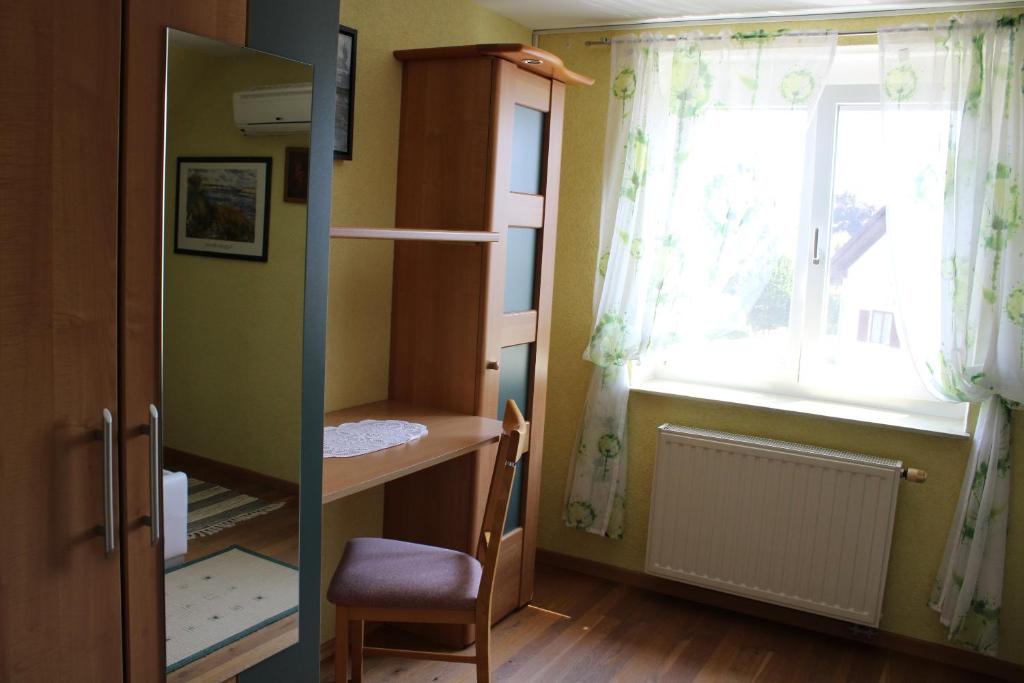 Postel nebo postele na pokoji v ubytování Ferienwohnung und Gästezimmer Gaspar