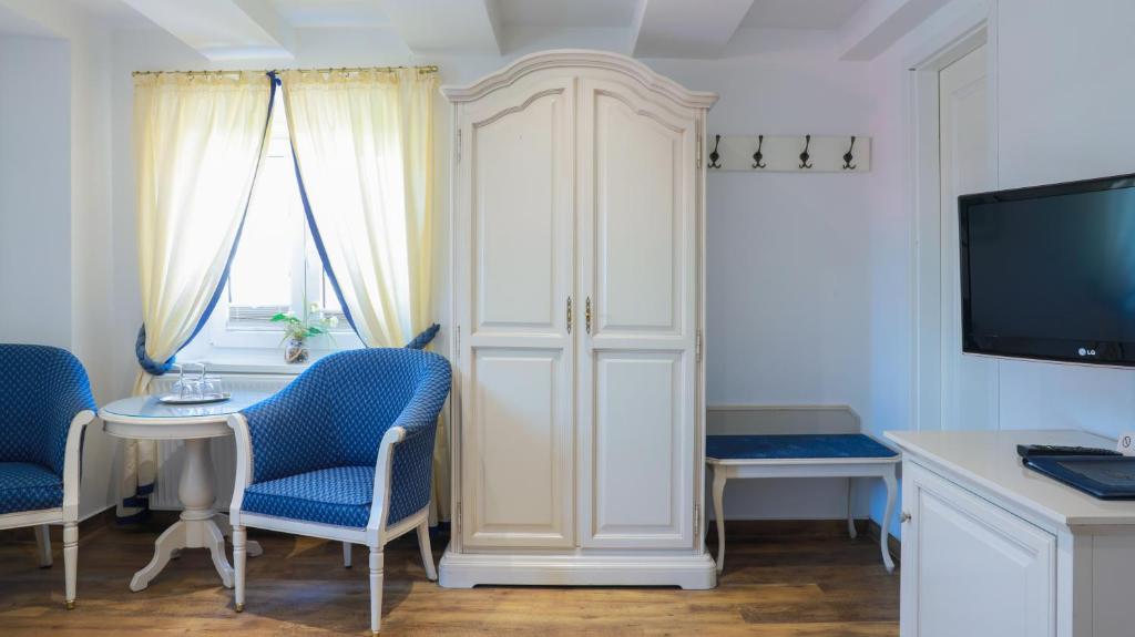 Hotel Am Yachthafen - 17