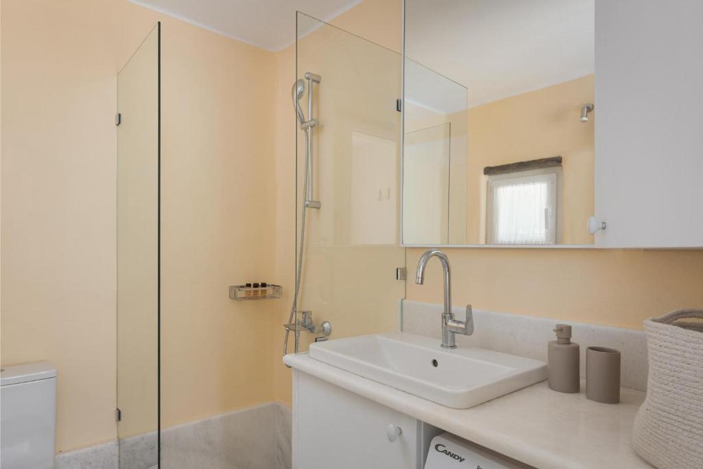 Koupelna v ubytování Morfes Luxury Apartments