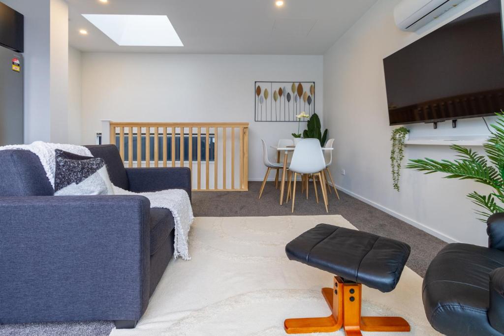 Unique Stadium View in St Asaph 2 bed 2 bath - Resim 10