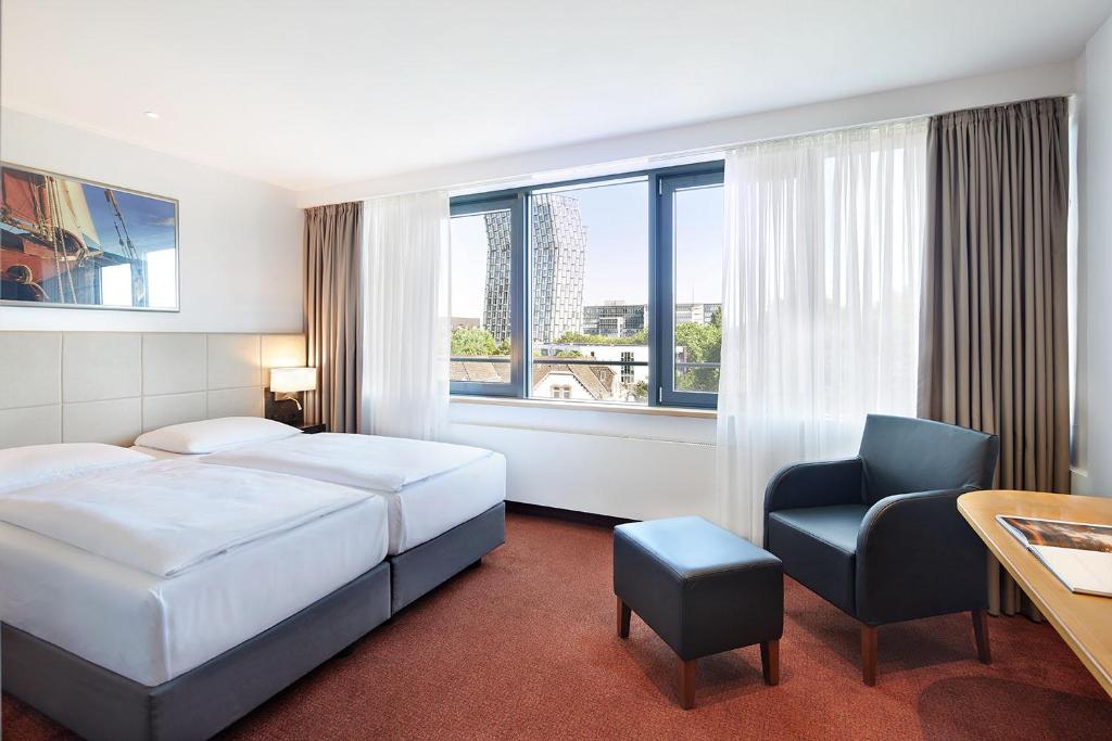 Hotel Hafen Hamburg - Resim 7