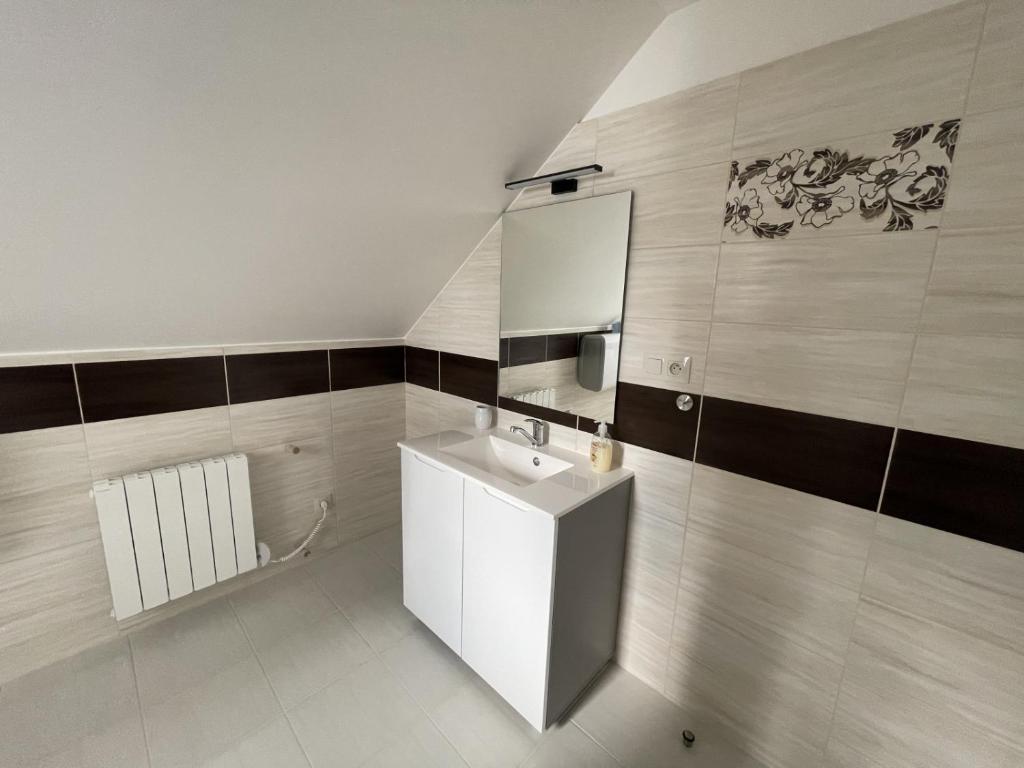 Koupelna v ubytování Apartmány Prostřední