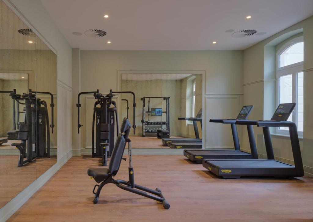 Fitness centrum a/nebo fitness zařízení v ubytování Steigenberger Hotel Bad Neuenahr