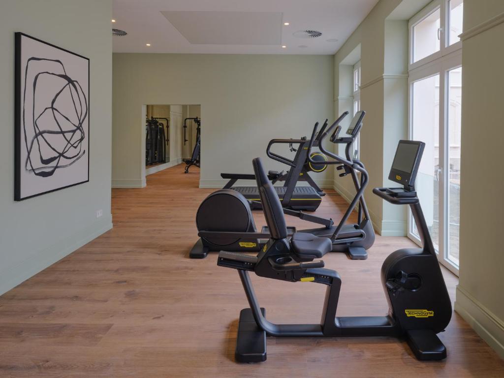 Fitness centrum a/nebo fitness zařízení v ubytování Steigenberger Hotel Bad Neuenahr