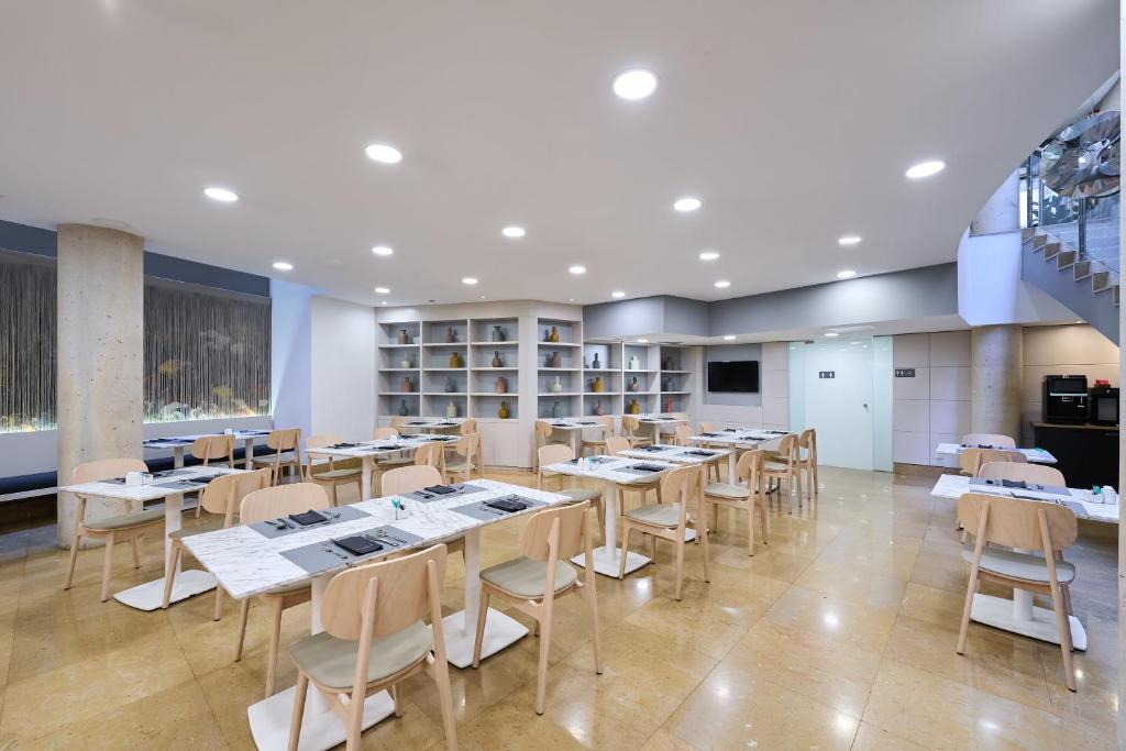 Catalonia La Boquería - Resim 16