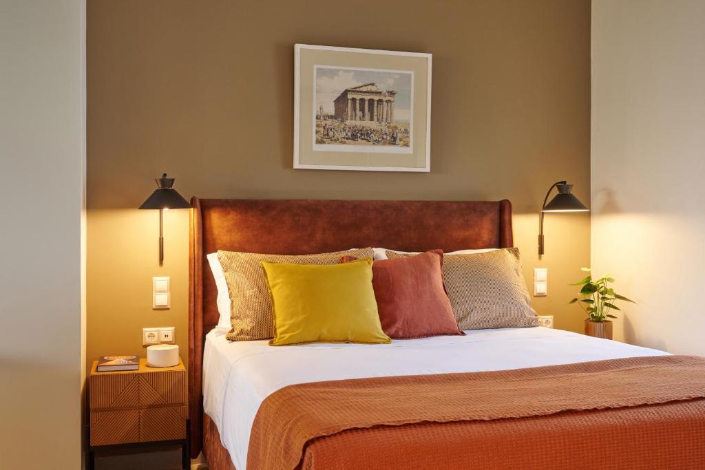 Rastoni Acropolis Uniquely Located Stylish Apartments - 16