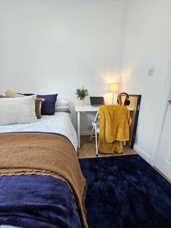 Premium Guesthouse Accommodation for Professionals and Students near Cardiff City Centre