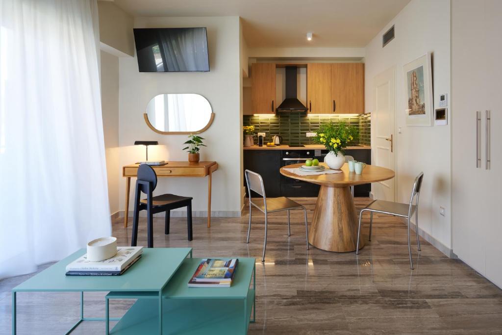 Rastoni Acropolis Uniquely Located Stylish Apartments