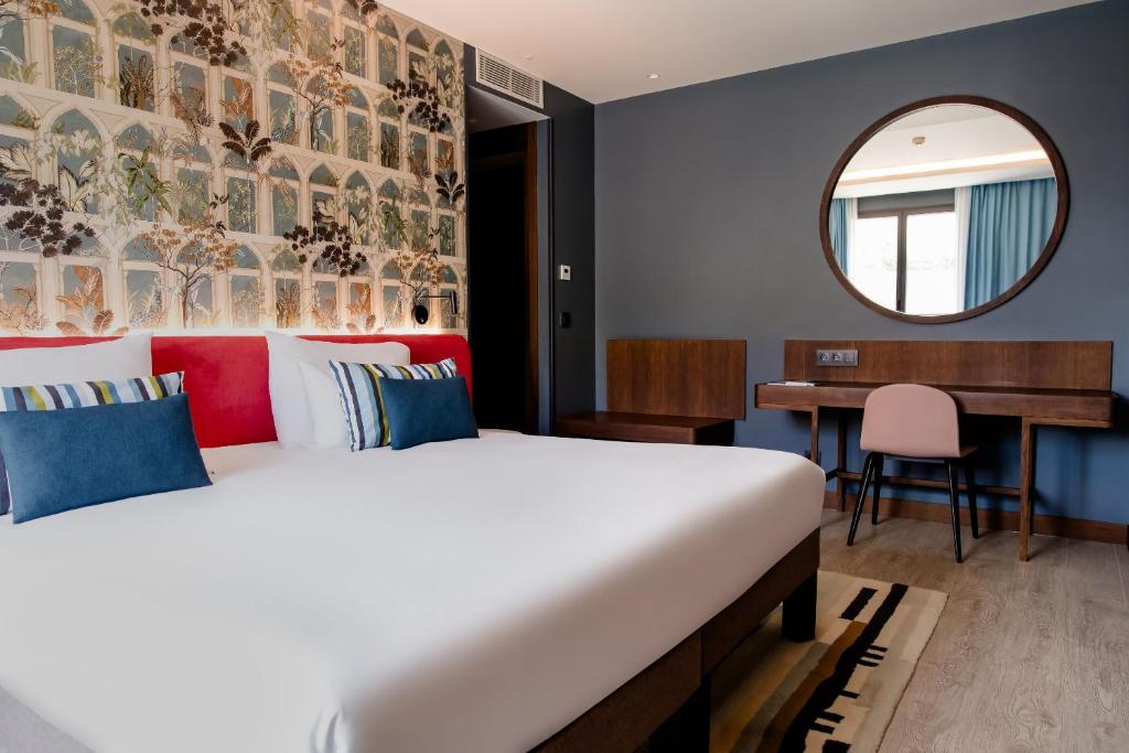 Une image de la chambre du Motel One Madrid-Plaza de España.