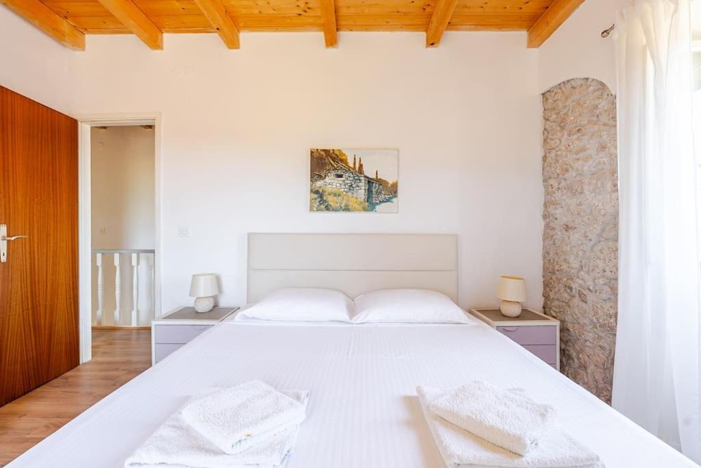Cama ou camas em um quarto em Pinta Apartments