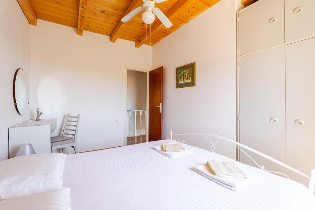 Cama ou camas em um quarto em Pinta Apartments