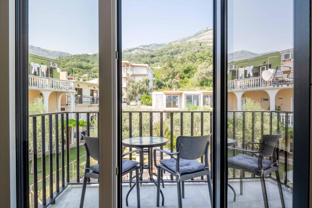 Nespecifikovaný výhled na hory nebo výhled na hory při pohledu z bed and breakfast
