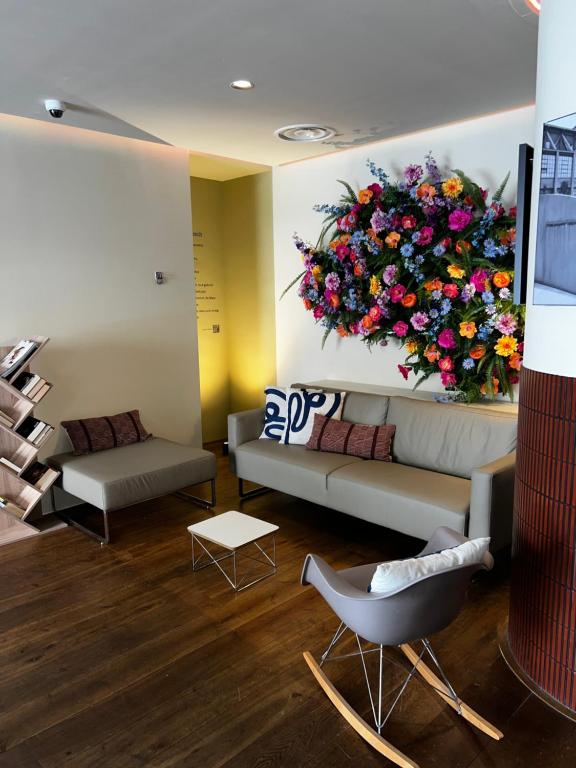 Townhouse Maastricht & Spa - Resim 9