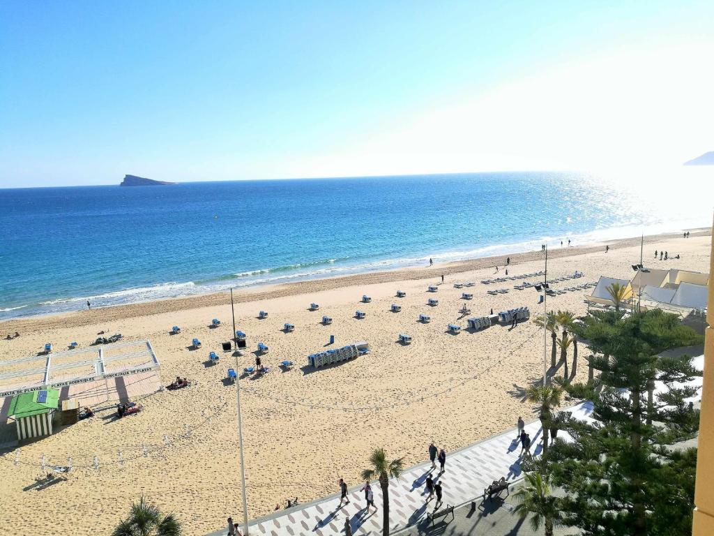 Playa de Levante frente al mar. Jazmines 6