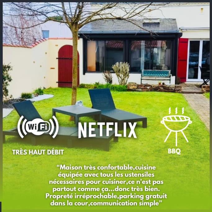 un flyer pour Netflix dans l'établissement Charming family home in Couëron, à Couëron