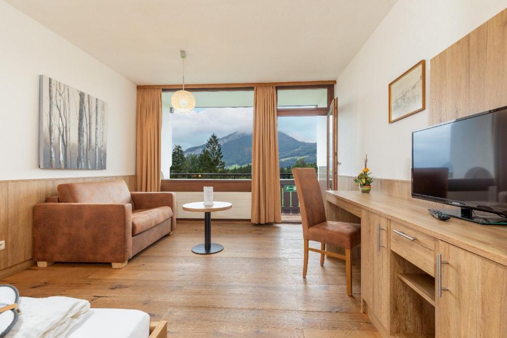 Appartementhaus Dachsteinblick mit Indoorpool und Sauna - 舒适的三个房间
