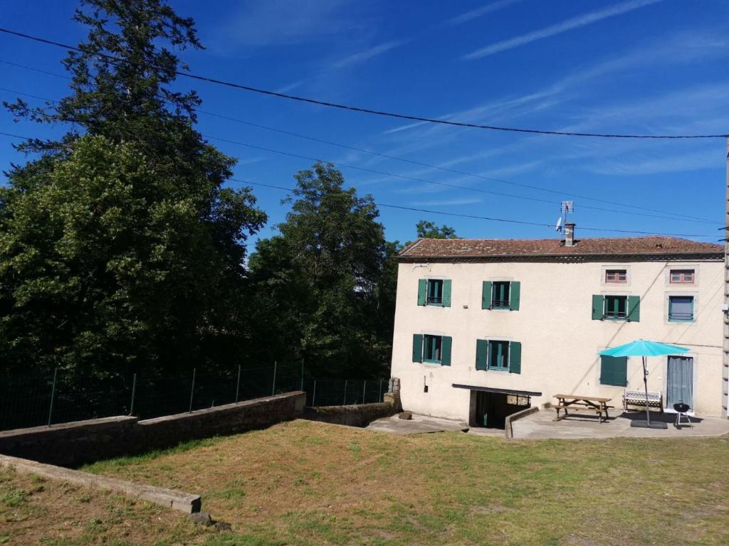 Fotografie z fotogalerie ubytování Le moulin mallat mazeyrat d allier 43300 v destinaci Mazeyrat-d'Allier