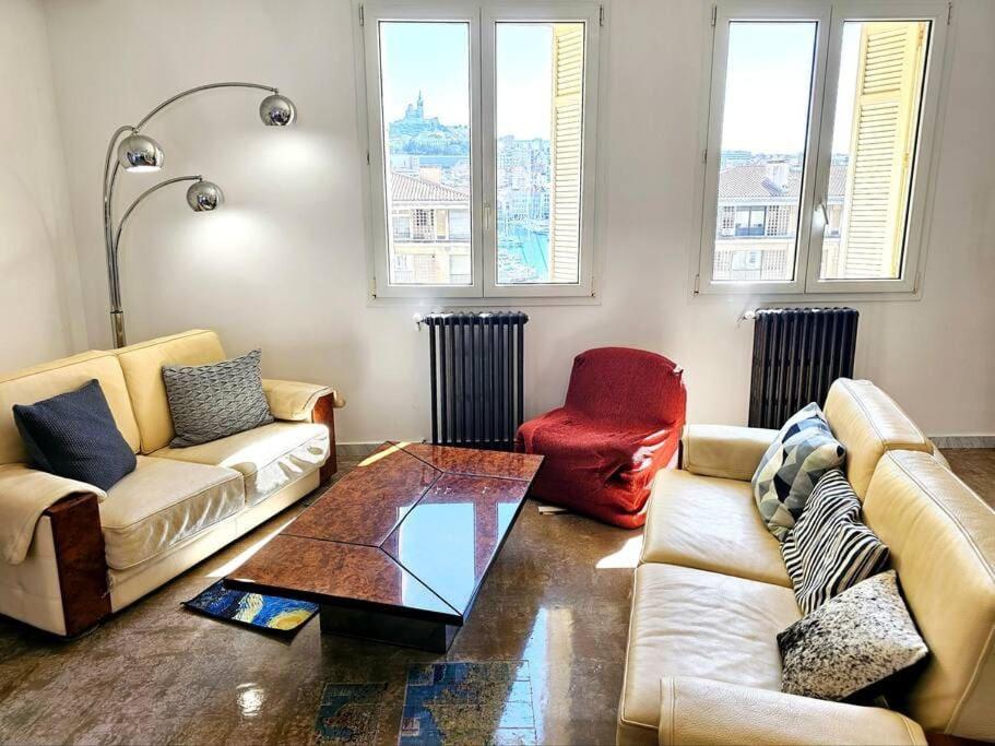 Photo de la galerie de l'établissement 3 bedroom apartment with beautiful view old port, à Marseille