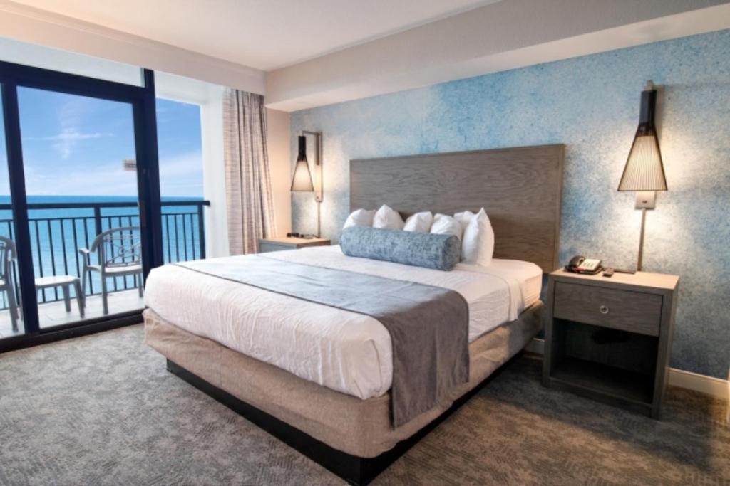Breakers Resort Hotel - 