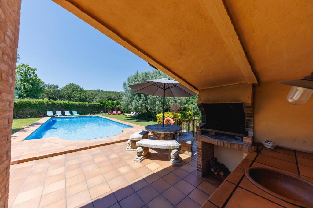 Turisme Rural - Mas Vilà - Monells - Huis Met Drie Slaapkamers Met Spa-bad