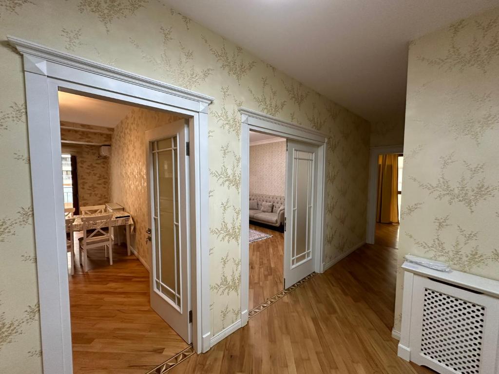 لابی و فضای عمومی Park Azure Cosy Apartment - تصویر ۵