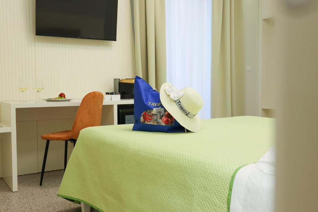 Letto o letti in una camera di Nazzarì B&B Tropea