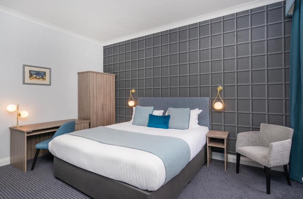 Bromley Court Hotel London photo