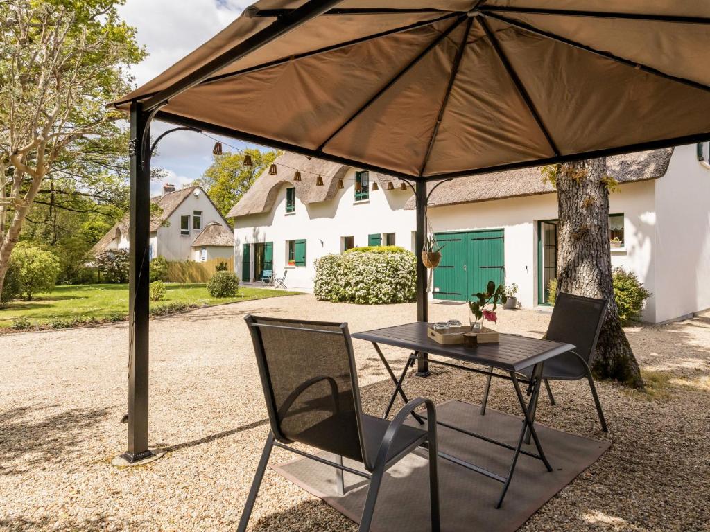 Gîte typique au calme avec jardin paysagé proche Guérande et La Baule, wifi inclus - FR-1-306-937 - Maison De Vacances (3 Adultes)