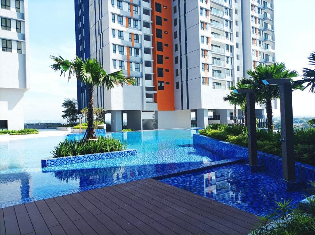 Bazén v ubytování Trio Luxury Suites nebo v jeho okolí