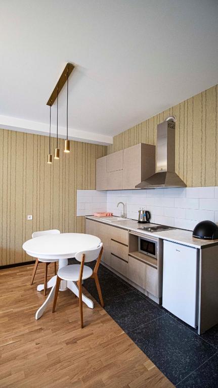 لابی و فضای عمومی Super Bright Apartment For 2 In Avlabari - by Wehost - تصویر ۵