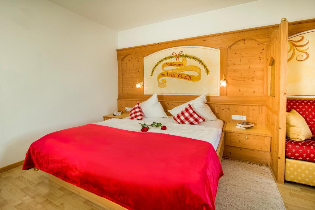Postel nebo postele na pokoji v ubytování Berghotel Plagött