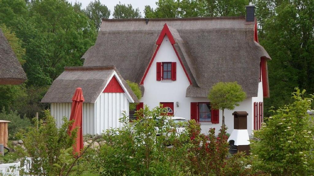 Ferienhaus Klatschmohn mit Sauna & Garten, Glowe (updated prices 2025)
