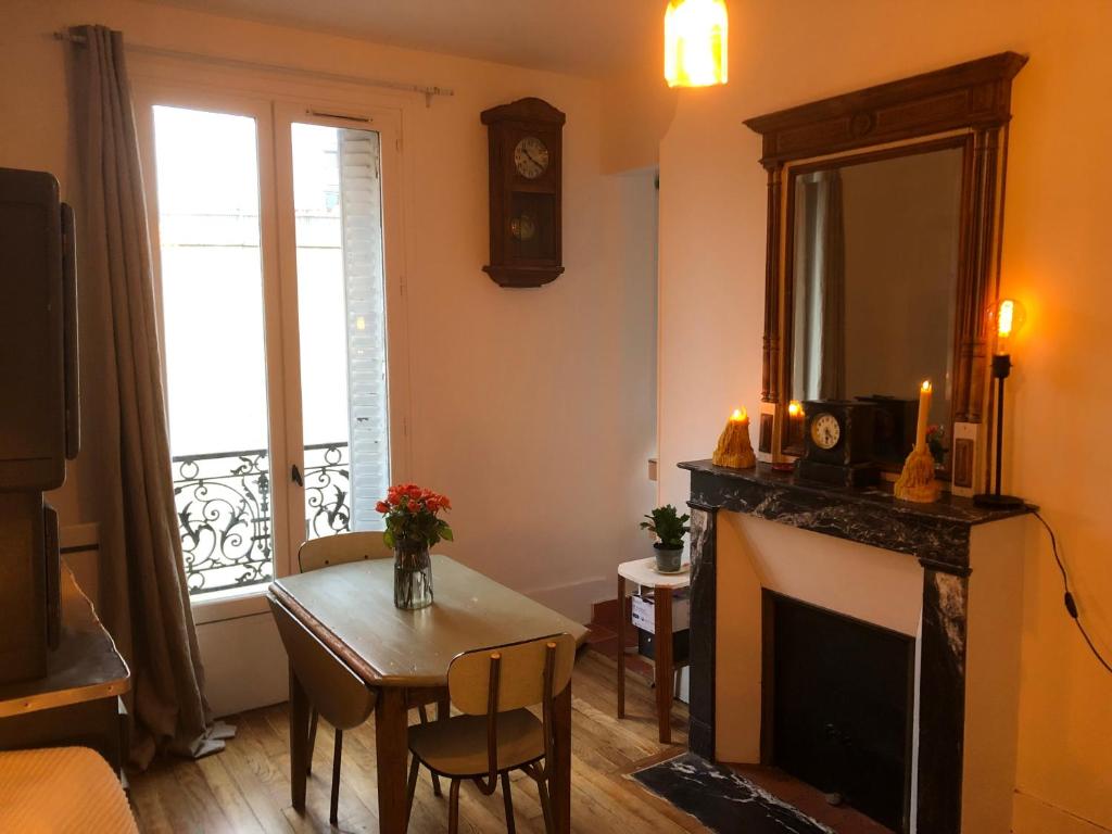 Photo de la galerie de l'établissement Cosy petit appartement, à Paris