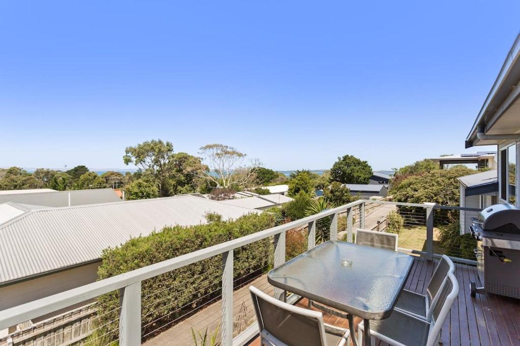 Balkón nebo terasa v ubytování Ocean View Escape w 3BR & 2BA