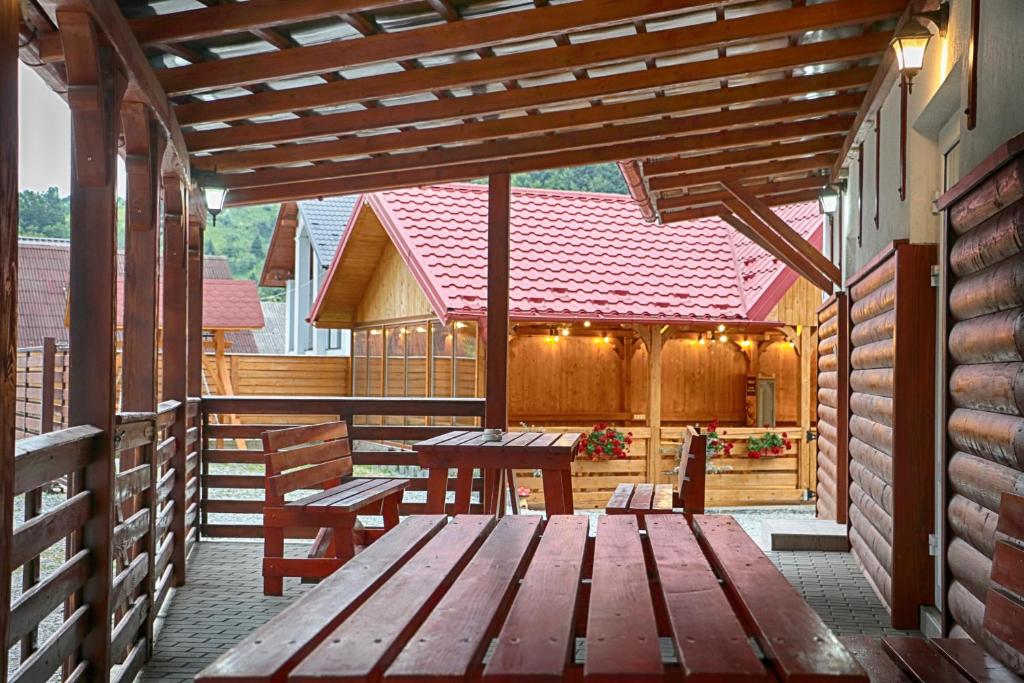 Fotografie z fotogalerie ubytování Casa Camelia v destinaci Săcel