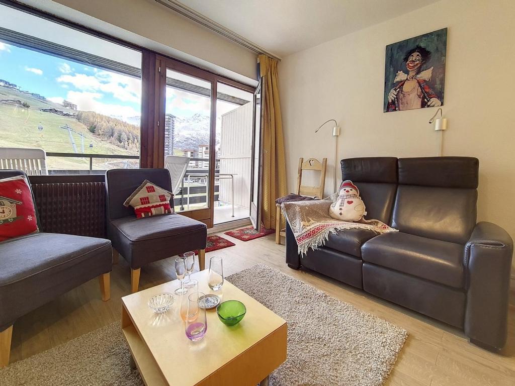 Appartement spacieux · Accès direct aux pistes · Balcon ensoleillé - FR-1-344-298