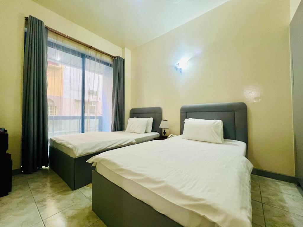 Sky Hotel Apartments - Resim 33