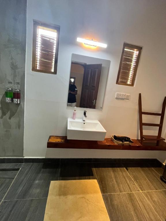 Koupelna v ubytování Cloud Nine Lanka Resort Wilpattu