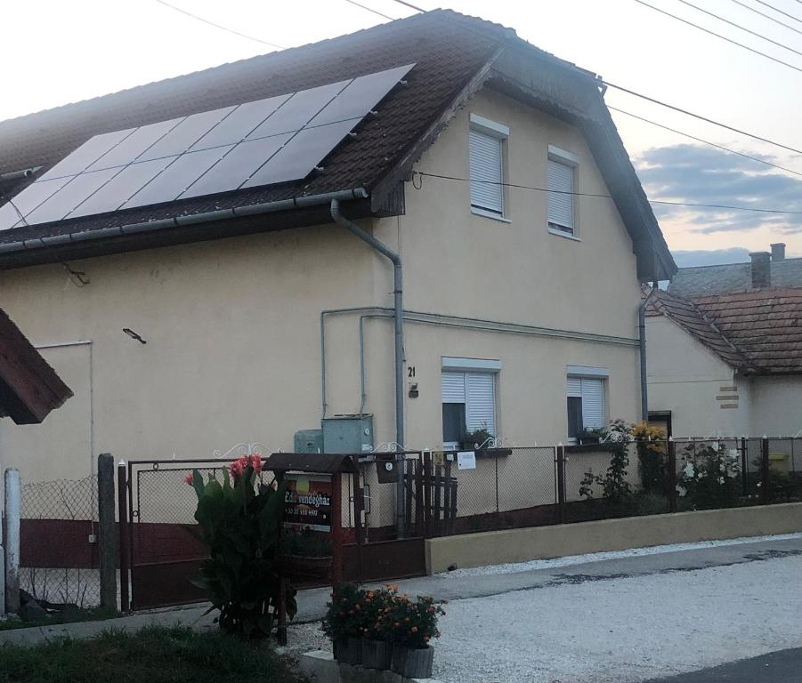 Edit Vendégház Balatonszentgyörgy 8710 Balatonszentgyörgy, 21 Csillagvár utca kép - 1
