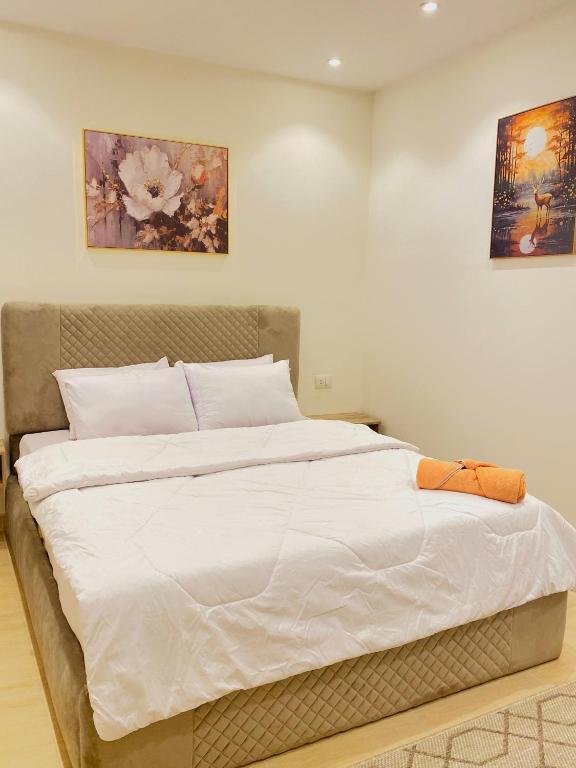 Seven Pyramids View Inn - 16