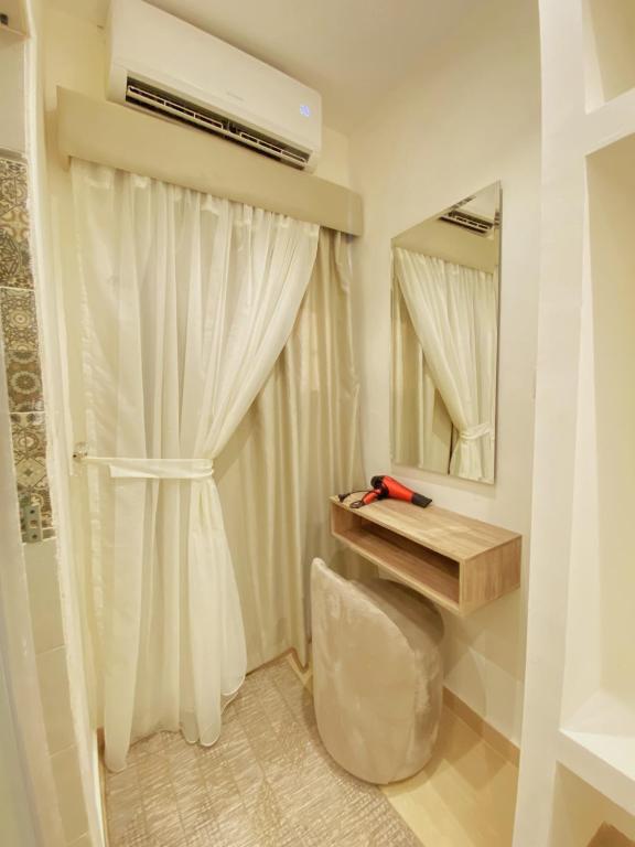 Seven Pyramids View Inn - 18