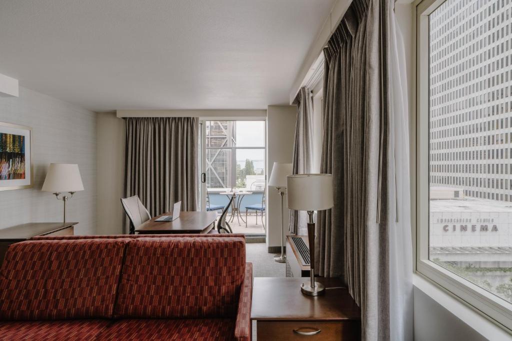 Club Quarters Hotel Embarcadero, San Francisco photo