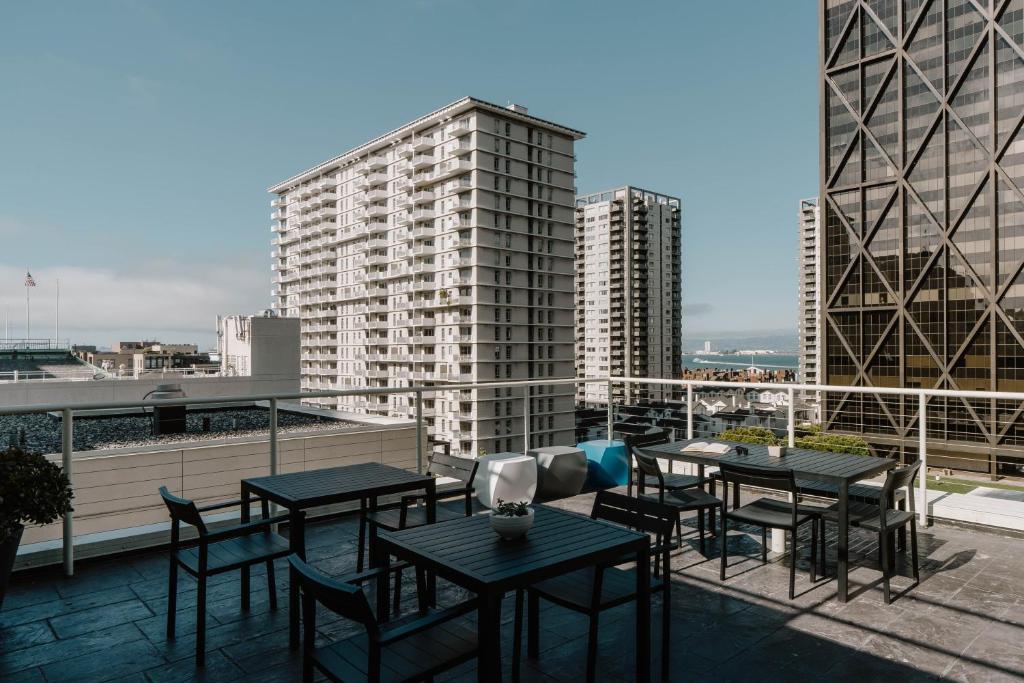 Club Quarters Hotel Embarcadero, San Francisco photo