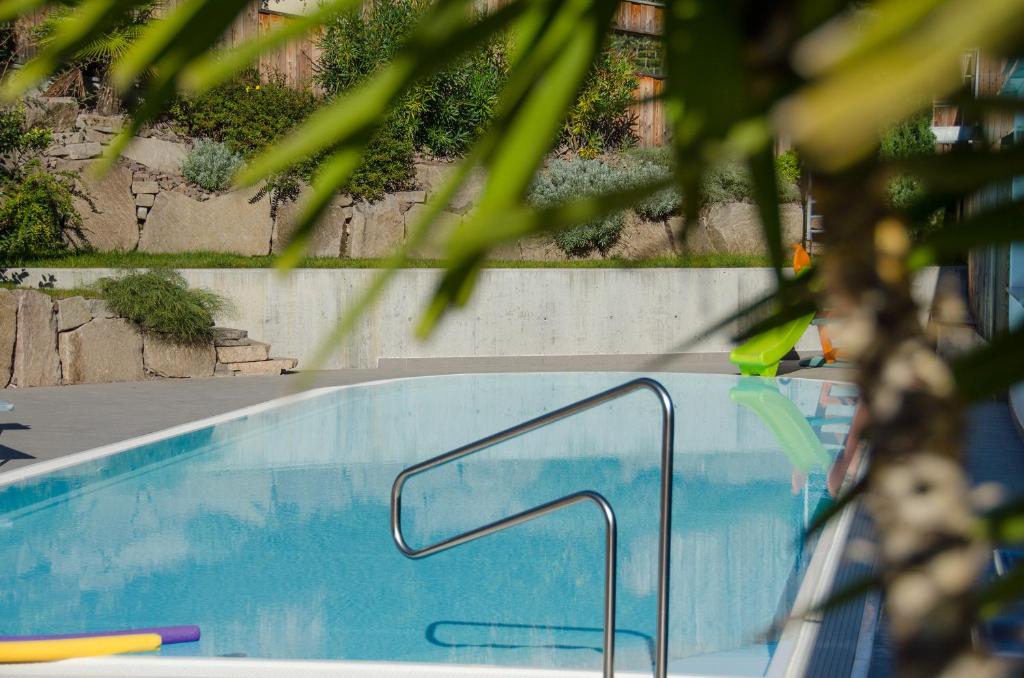 Bazén v ubytování Garni Hotel Sonnleitenhof nebo v jeho okolí