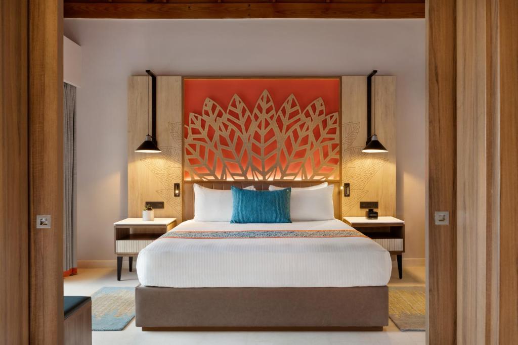 Hilton La Romana All-Inclusive Family Resort - Enclave Suite Ocean Front - 1 King