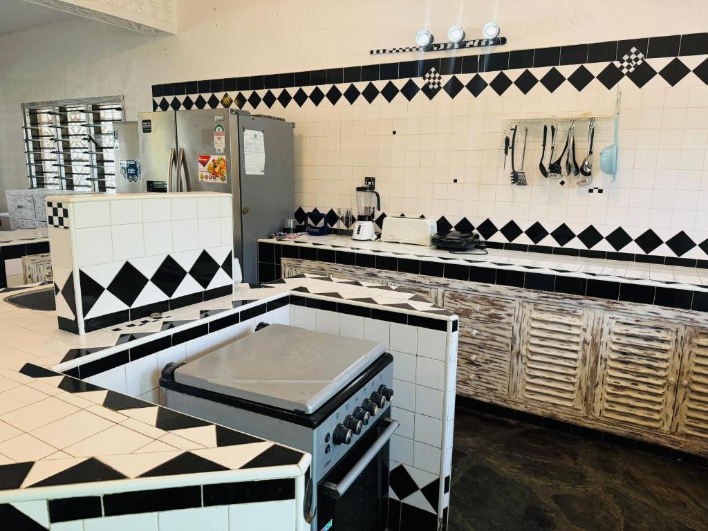 Kuchyň nebo kuchyňský kout v ubytování Watamu Villaggio
