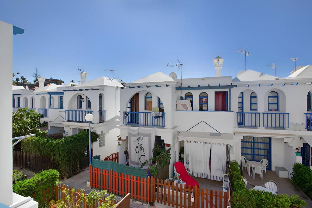 The building in which Az apartmant is located