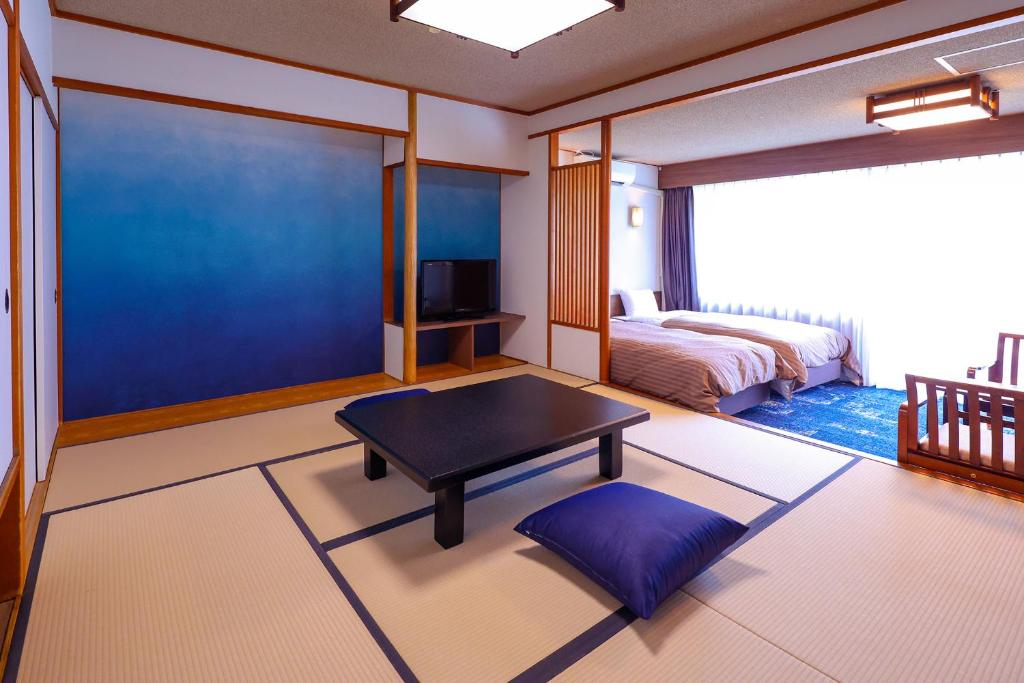 Ooedo Onsen Monogatari Premium Kinugawa Kanko Hotel - Standard Twin Room With Tatami Area - Non-Smoking